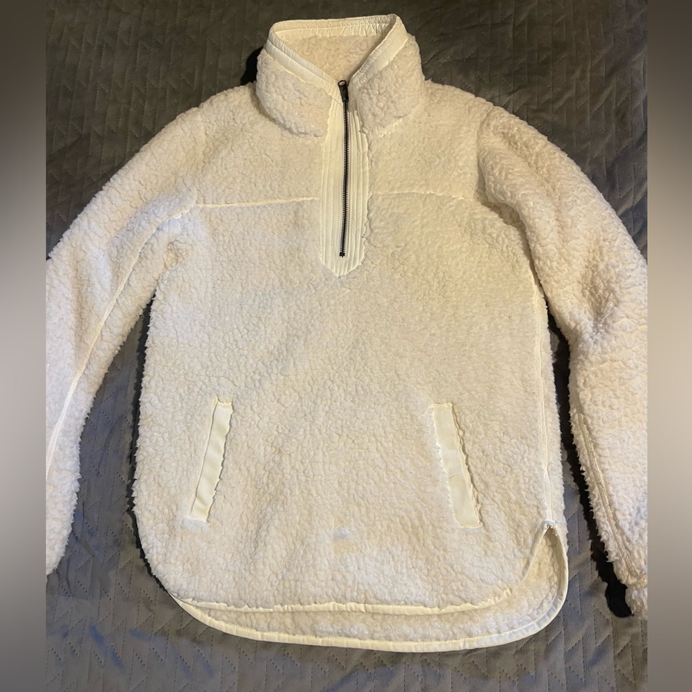 Abercrombie Fitch soft sherpa 1/4 zip pullover women’s size medium pre-owned